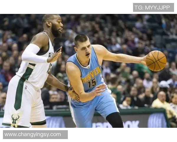 中超激战里昂与AC米兰战平红牌事件引发全场热议与转会传闻